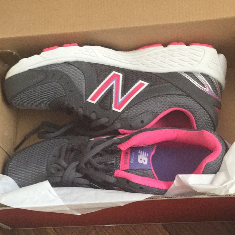 Runners Course, New Balance Sneakers